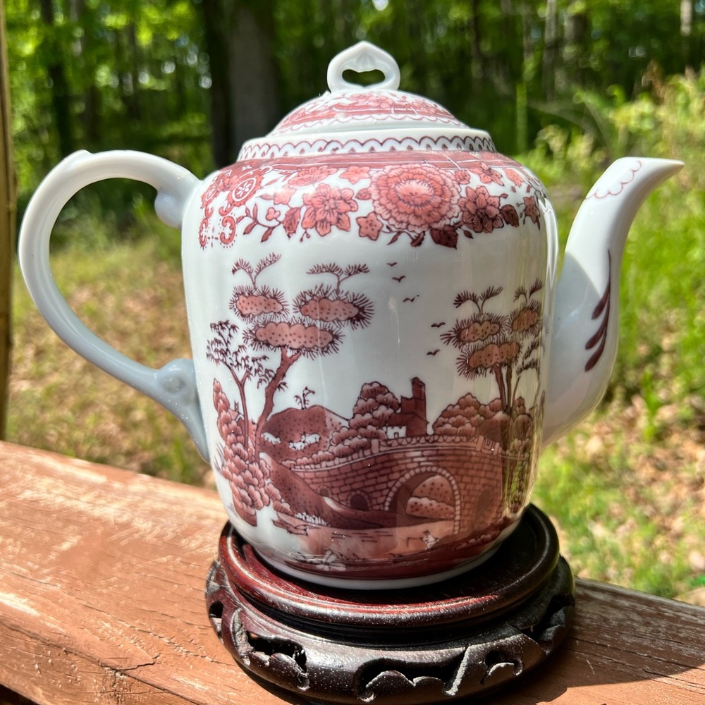 Bombay Brown and White Ceramic Art Teapot